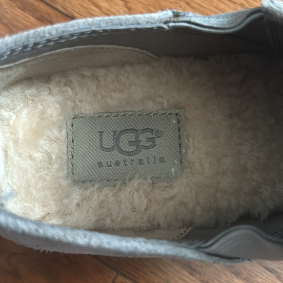 Ugg Camilla suede loafer. - Picture 5 of 7